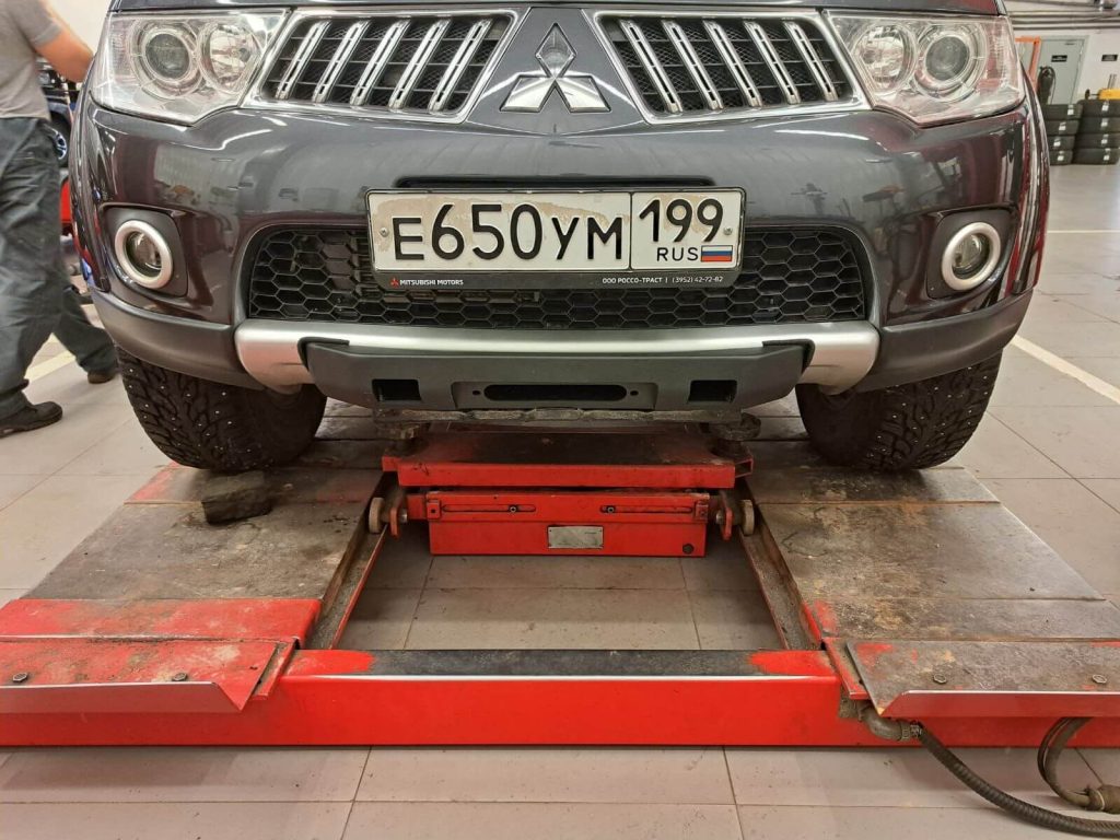 Мини силовик Mitsubishi Pajero Sport 2008-2015 / L200 2006-2015