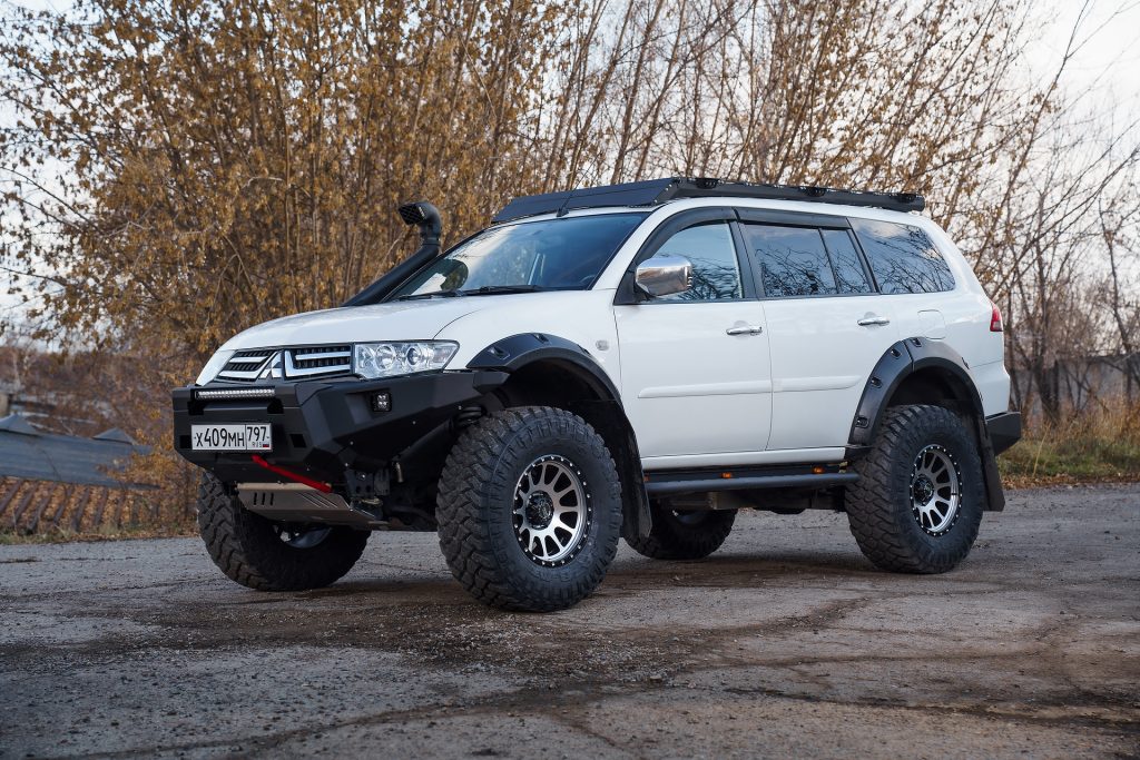 Бампер передний Mitsubishi Pajero Sport 2008-2015/L200 2013-2015 REVO дуга, балка, ПТФ