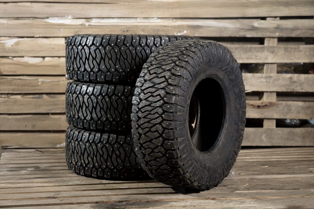 Автошина 35х12,5R17LT Maxxis Razr AT 811 121R 10PR ШИП 286